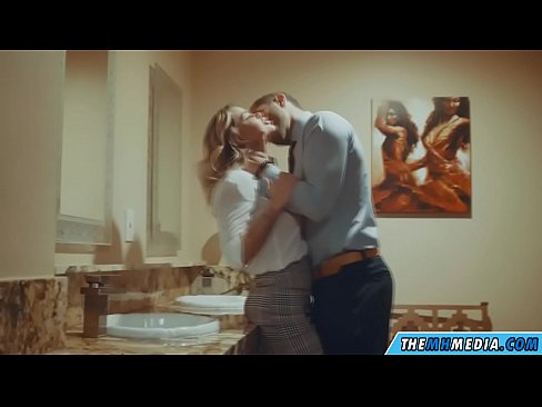 ❤️ Ko vas prsata blondinka zapelje na javnem stranišču ☑ Sex video na porno sl.tube-sexer.ru ❌️❤
